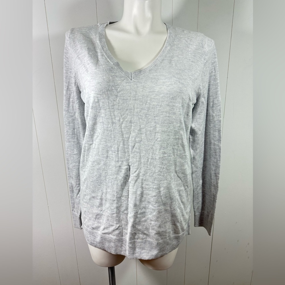 NWT Old Navy XL Tall V-Neck Sweater Womens Long Sleeve Knit Sweater Light Gray - Picture 1 of 7
